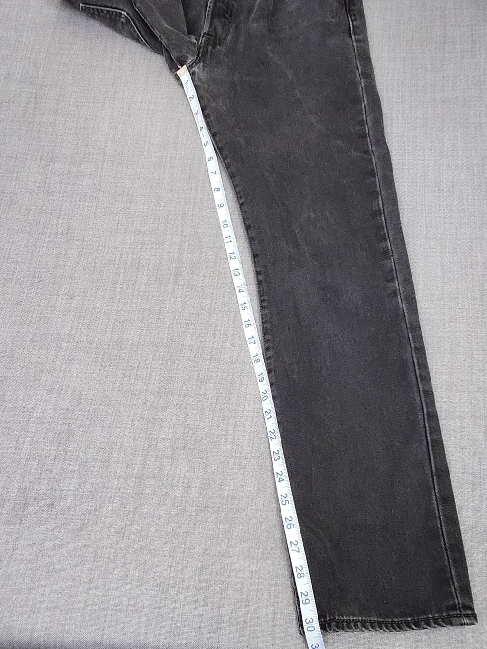 Levi's  501 Button Fly 100% Cotton Black Distressed Denim Jeans 32 ×32 - Picture 5 of 12